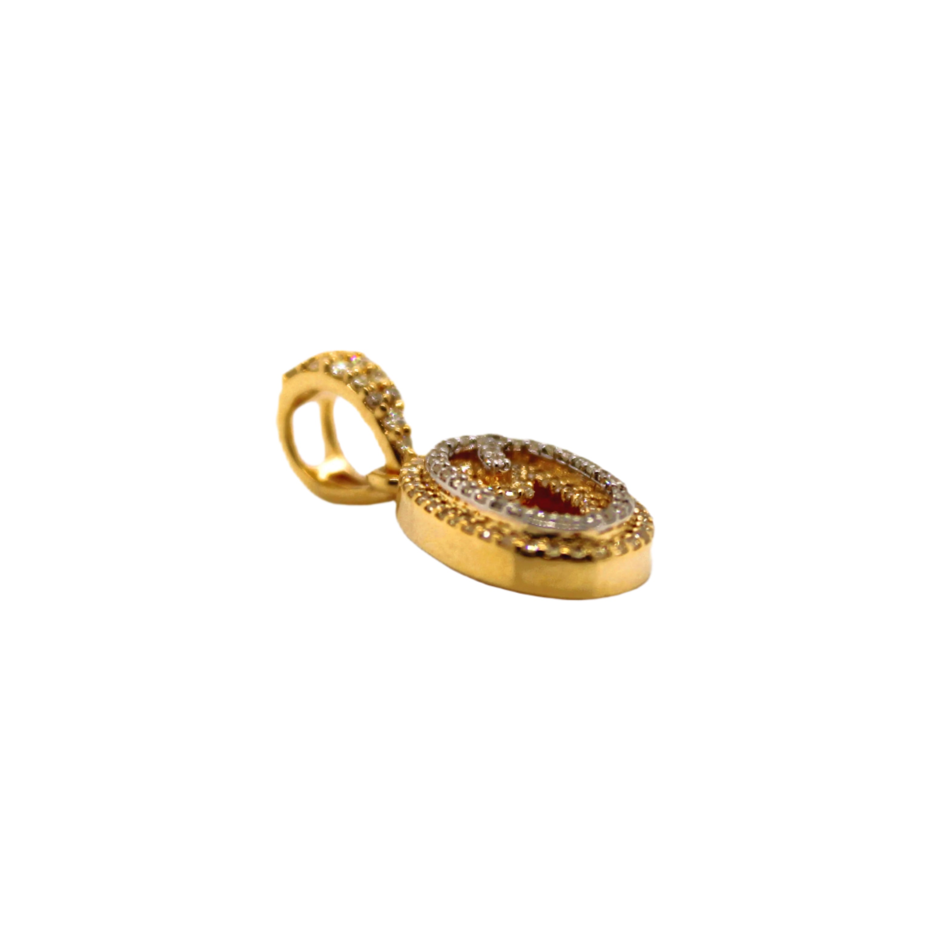 10K Yellow Gold "Q" Pendant 0.32CT 0.78"
