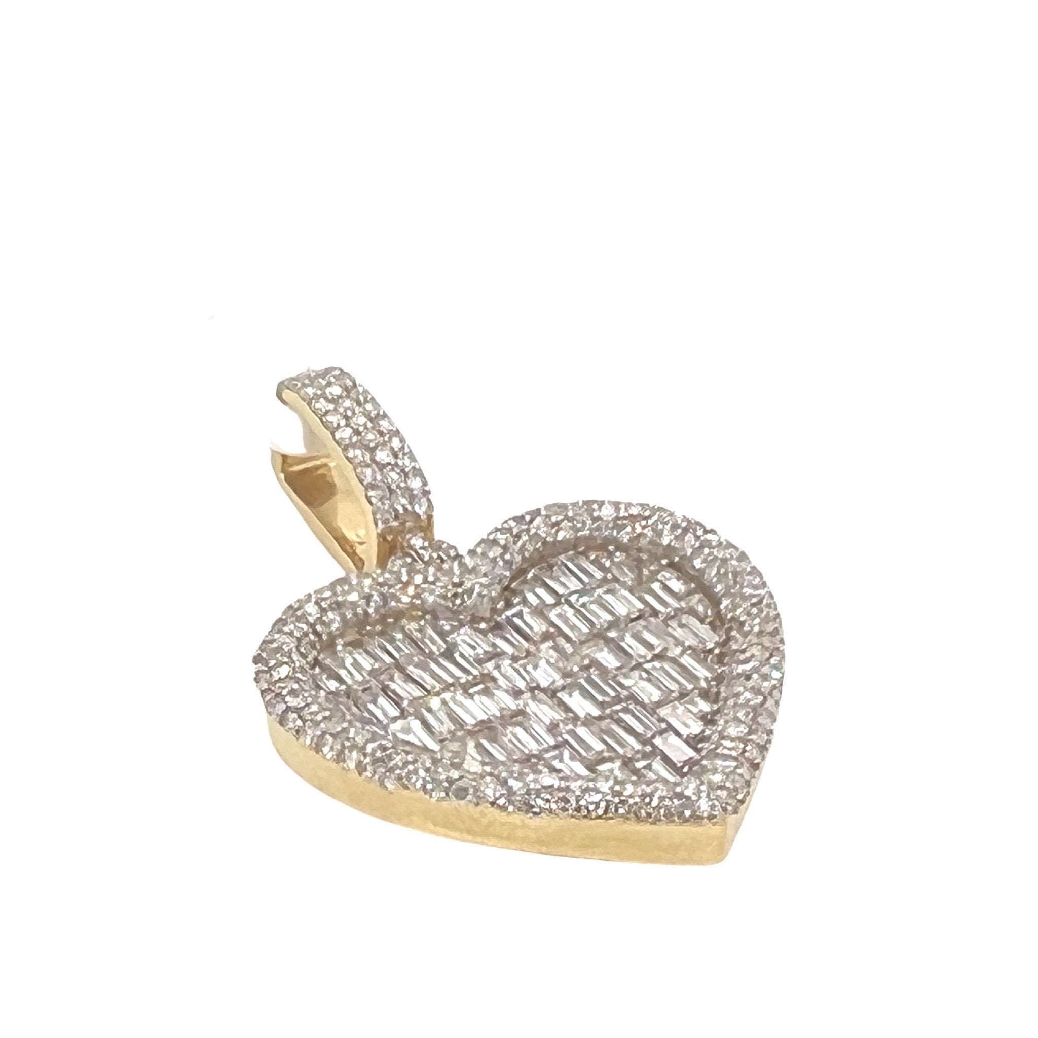 10K Yellow Gold Heart Emerald VS Diamond Pendant 3.82 CT 1.5"