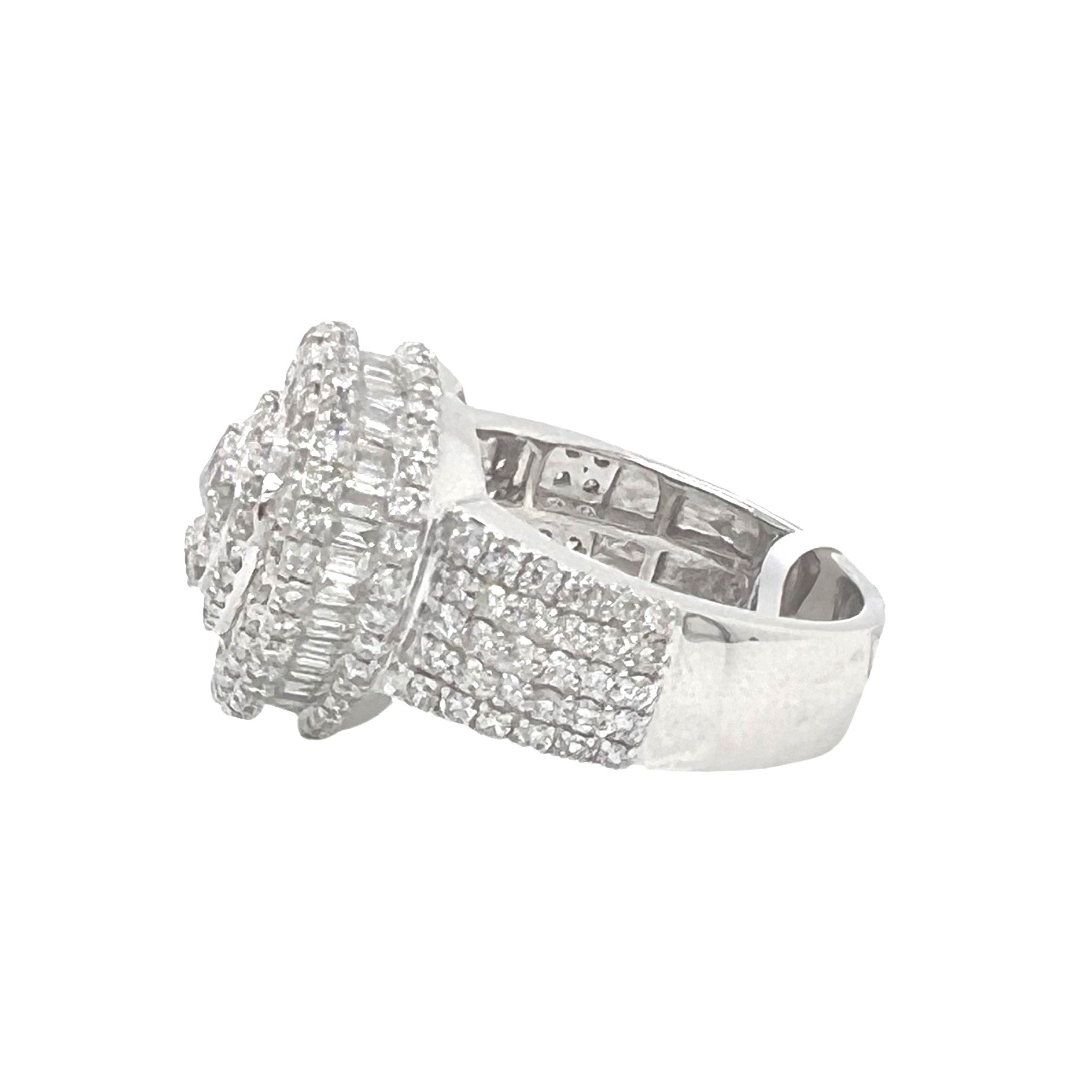 Unisex 14K White Gold 3D Heart Shape Baguette Diamond Ring 4.35 CT