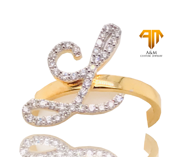 10 KT Yellow Gold Diamond Initial L Ring.
