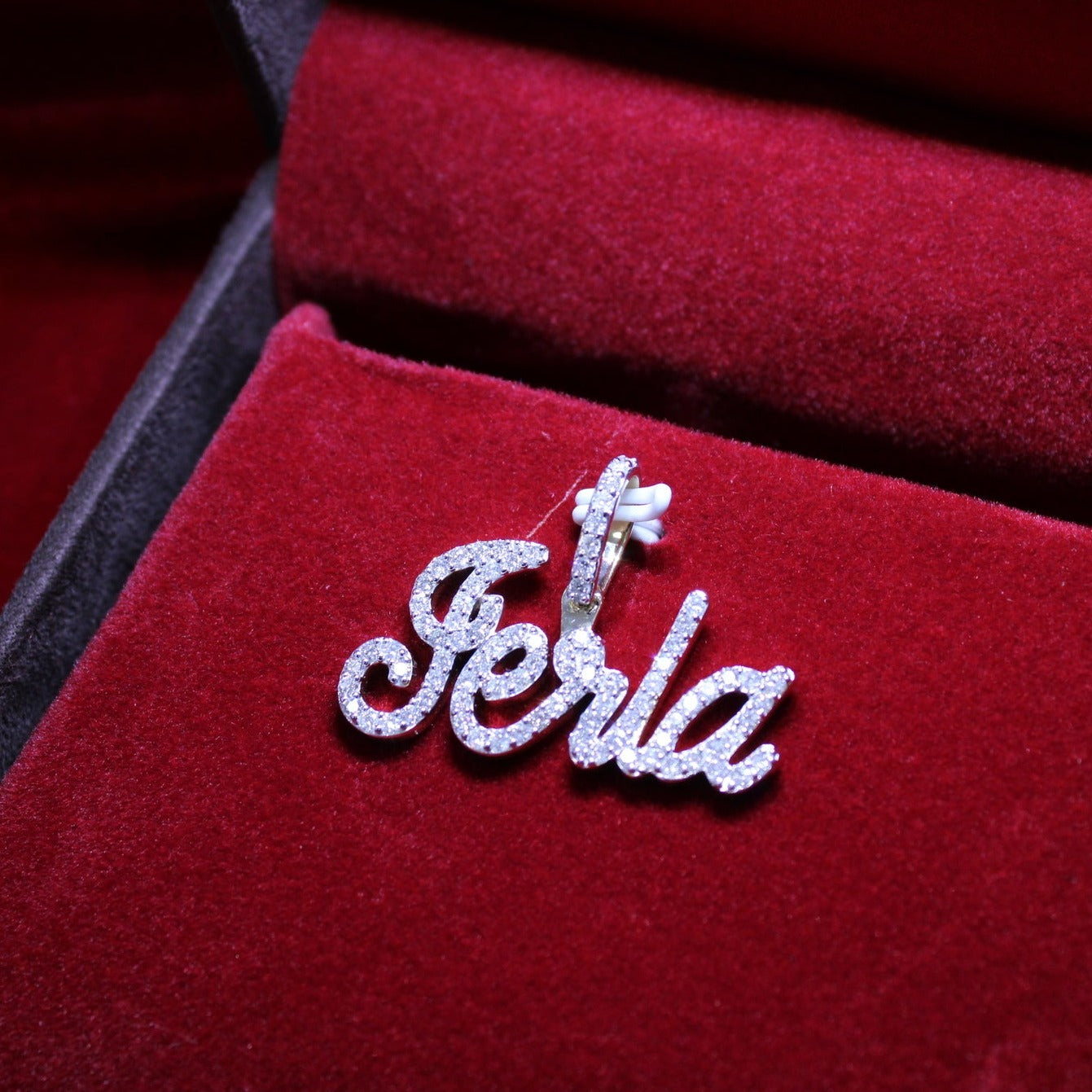 Custom Yellow Gold "Jerla" Name Pendant