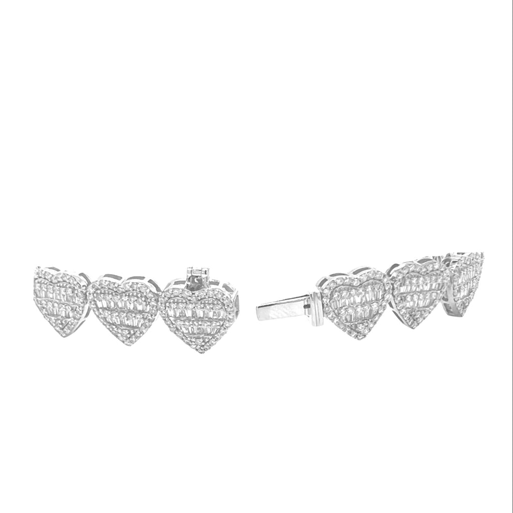 10K White Gold 11.5MM Heart Link Baguette Diamond Bracelet 7.15 CT 8.5"